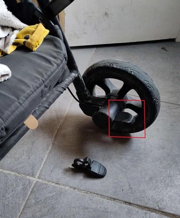 Joie signature Aeria Poussette pédale de frein / Stroller brake pedal