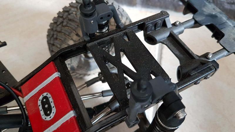Element RC Enduro Fuel Cell rear brace