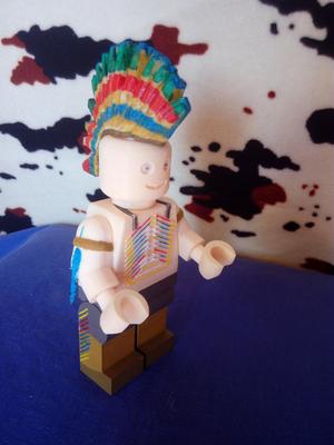 ARMS NATIVE AMERICAN LEGO GIANT (VILLAGE PEOPLE)