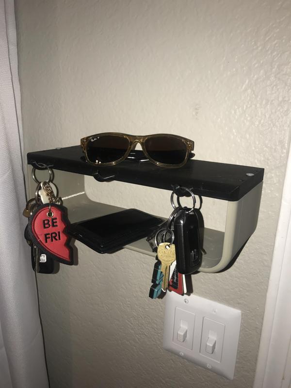 Modern Wall Shelf w/Key Holder
