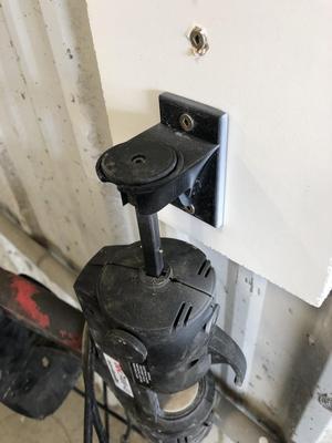Heat gun hanger 
