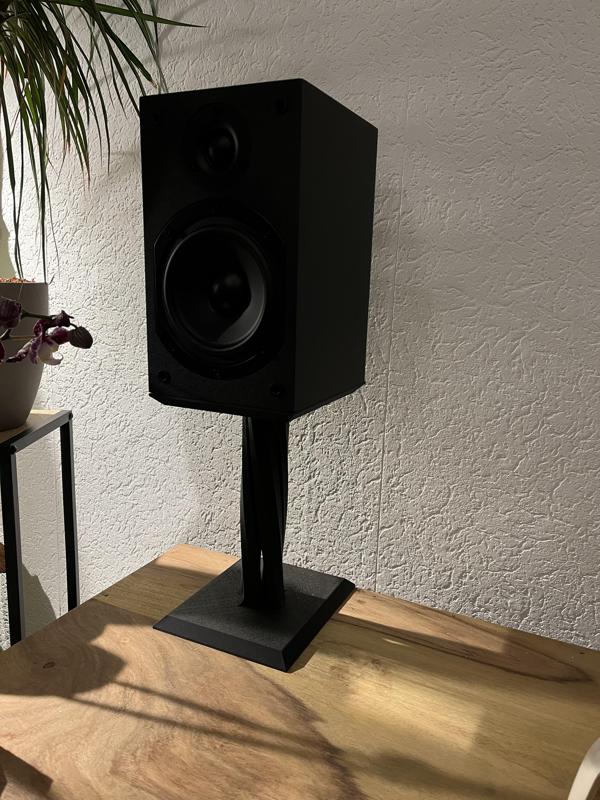 Speaker Stand
