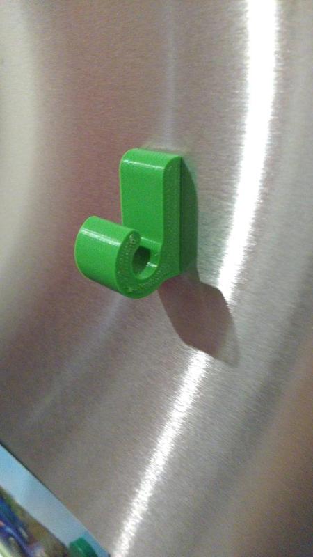 Fridge magnet hook