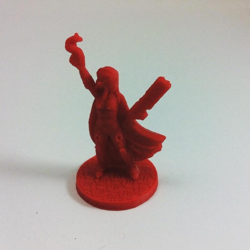 Wayfarer Miniatures: Elf Street Mage