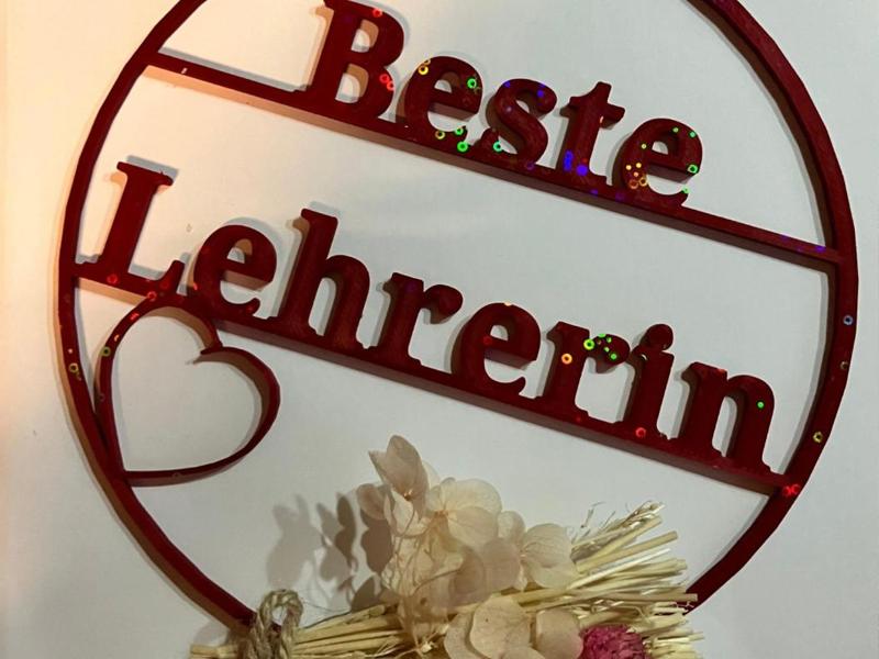 Teacher's farewell gift 