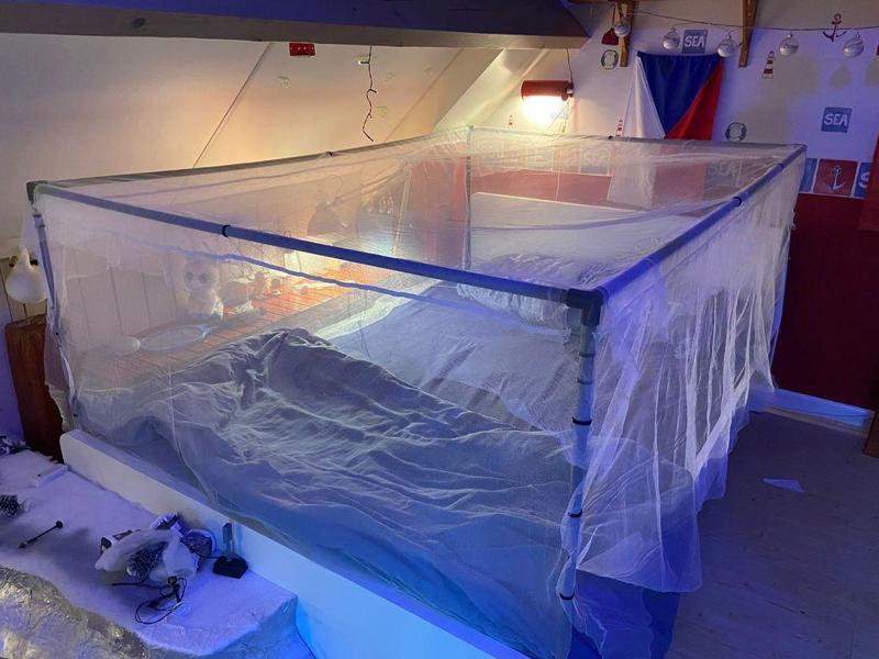 Mosquito net frame