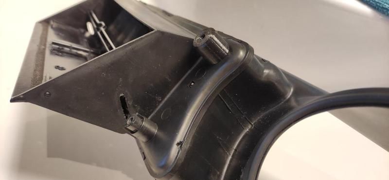 Porsche 944 S - Repair for dash trim