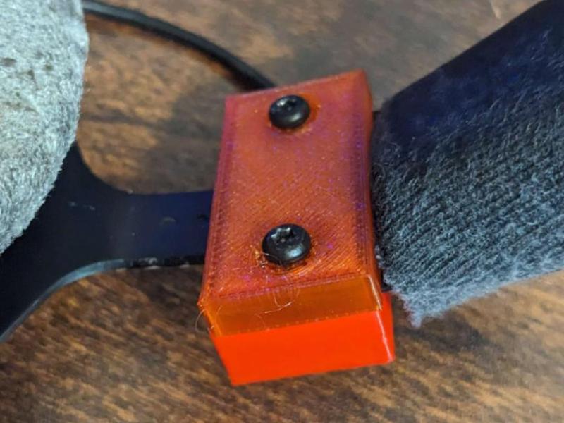 DT990 headset replacement clip