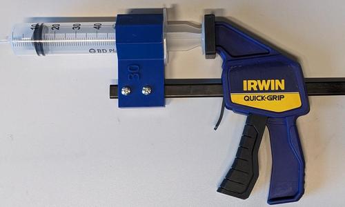 Quick-Grip syringe adapters