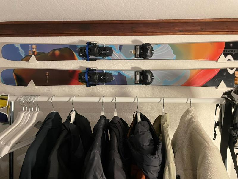 3D-Printed Ski Wall Mount - Simple & Beautiful