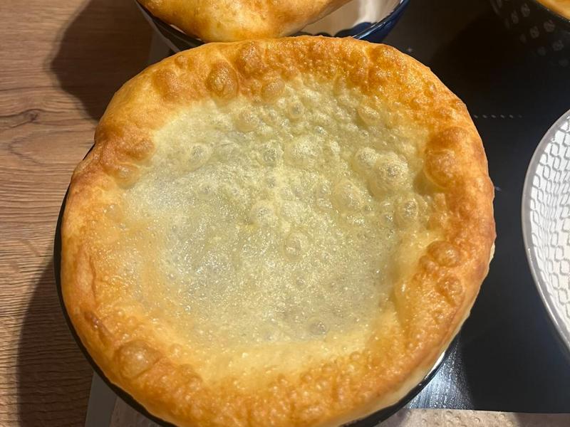 Dough extractor/pulling aid for Küchle/Küchlespilz