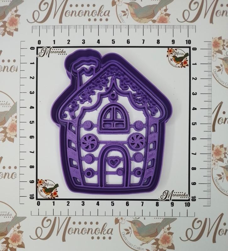 Christmas Gingerbread House