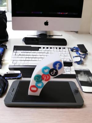 Social Networking Cellular Support