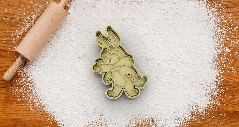 Coyote cookie cutter from baby Looney Toons