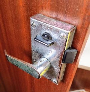 Pièce de réparation pour serrure Select des années 1980/1990 monté dans les voiliers Jeanneau