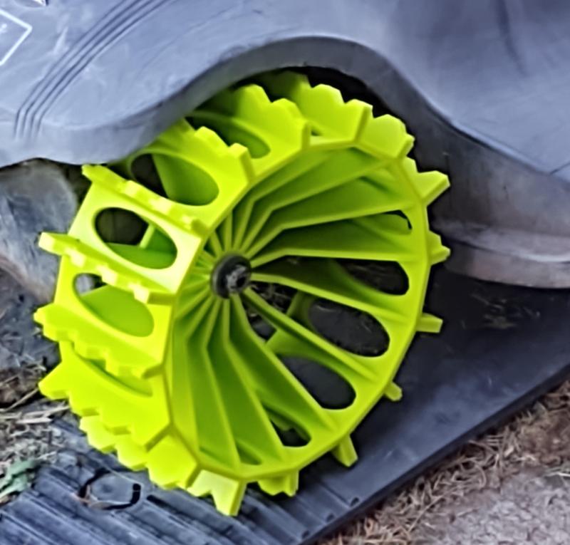 Robomow Wheel (improved design)