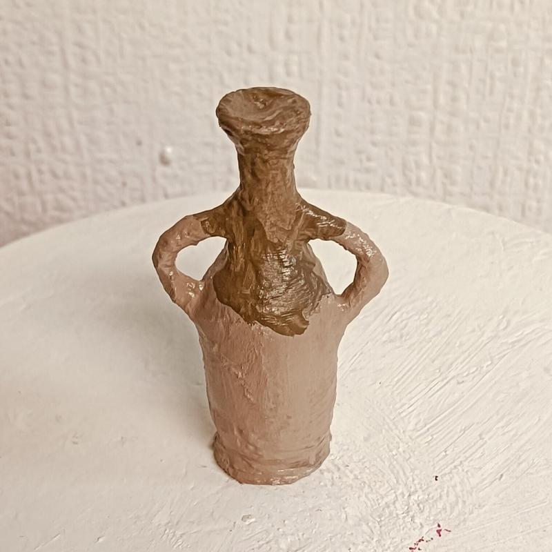 ANCIENT ROMAN AMPHORA