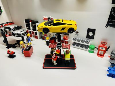 JMG WlToys K9 Pit Display Stand
