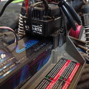 Raised ESC Mount Traxxas Rustler 2WD + Raised Battery Retainer