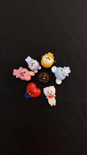 HIPPERS DE BT21 PARA CARCASA CELULAR.