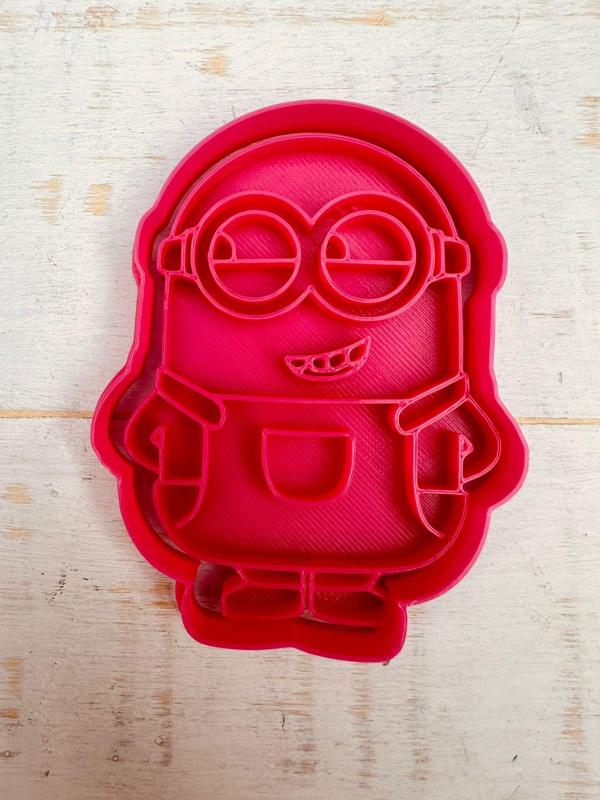 MINION CUTTER