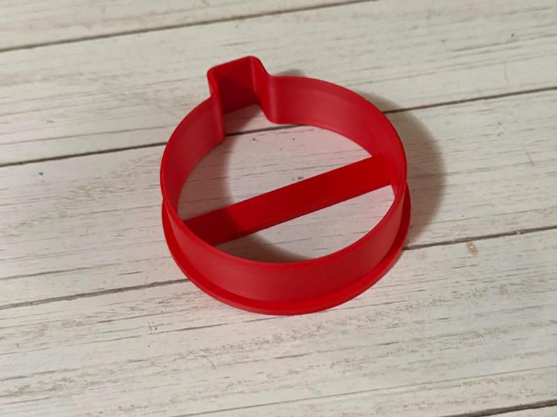 Bobber Cookie Cutter – Fishing Fun for the Kitchen