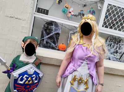 Zelda costume gold pieces