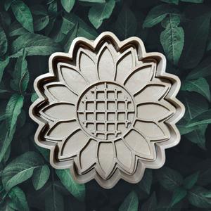 FLOWER CUTTER + STAMP