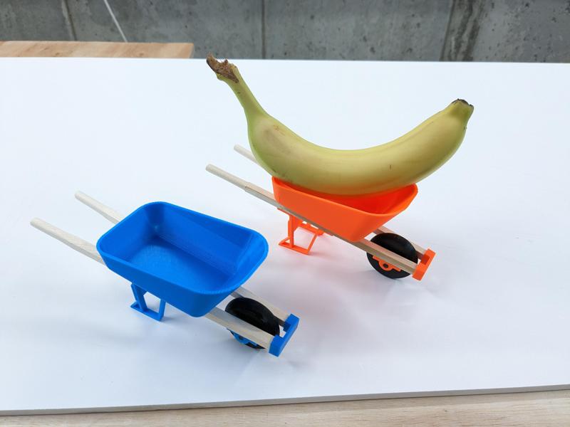 Wheelbarrow Miniature (1/10 scale)