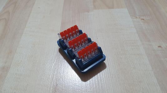 Držák WAGO svorek 3x 5W na DIN lištu (WAGO holder for DIN rail)