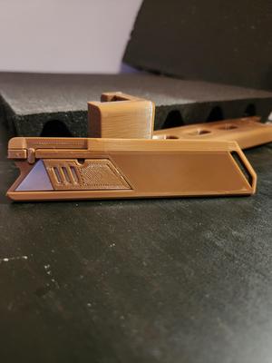 Longer Handle Utility Knife