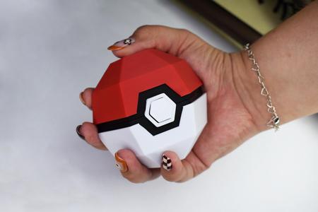 Pokeball Low Poly