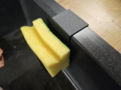 Sponge holder