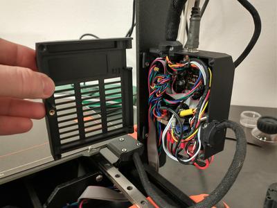 Improved Einsy enclosure with removable door