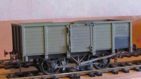 CHASSIS of wagon 2 axles with brakes (2 versions )