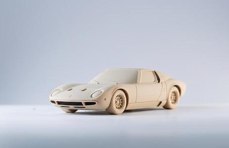 Lamborghini Miura 3D Model Scale
