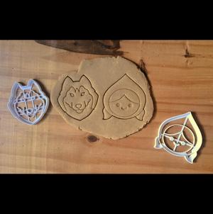 x2 little red riding hood and bad wolf - cookie cutter, dough - tales Perrault, Grimm