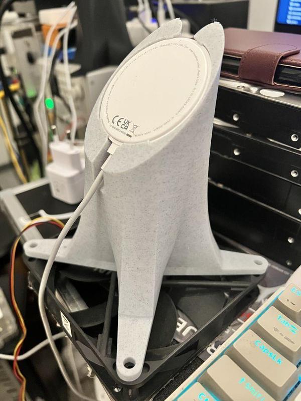 ANKER A2567A PowerWave charge pad stand