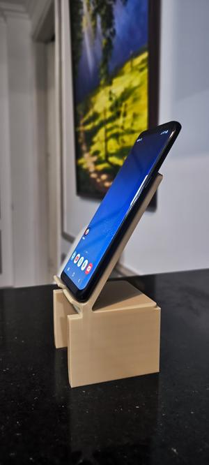 Samsung/Phone Stand (Portrait & Landscape) – Fast ~2h Print, 60–65 g (PLA+)