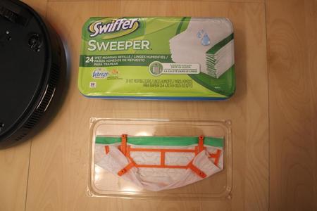 Neato XV-series vacuum robot swiffer pad attachment