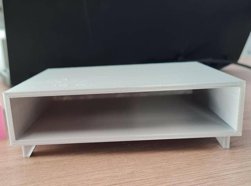 Mini chest of drawers