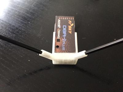 FrSky D8R-IIPlus Antenna holder