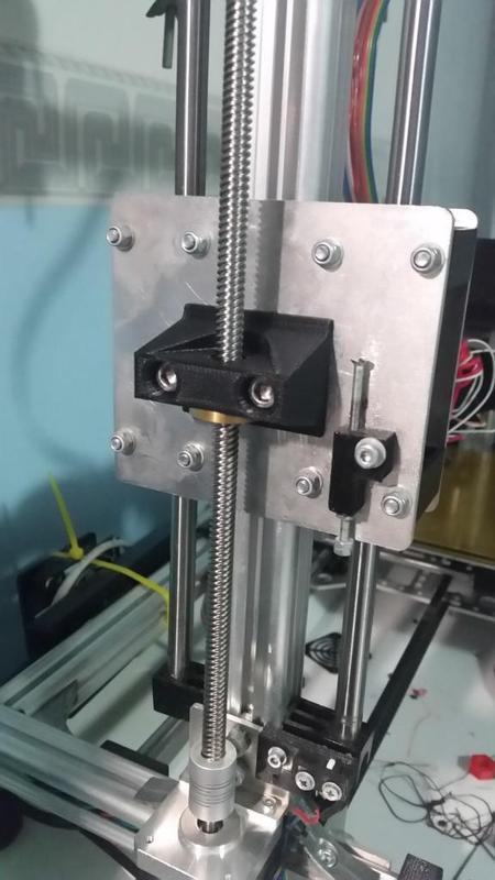 New K8200/3DRAG Z axis support for trapezoidal nut fz0012 / TR8X2