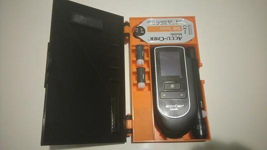 Boite pour Accu-chek mobile - Case for Accu-chek mobile