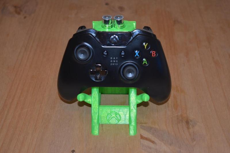 Xbox One battery & controller stand 