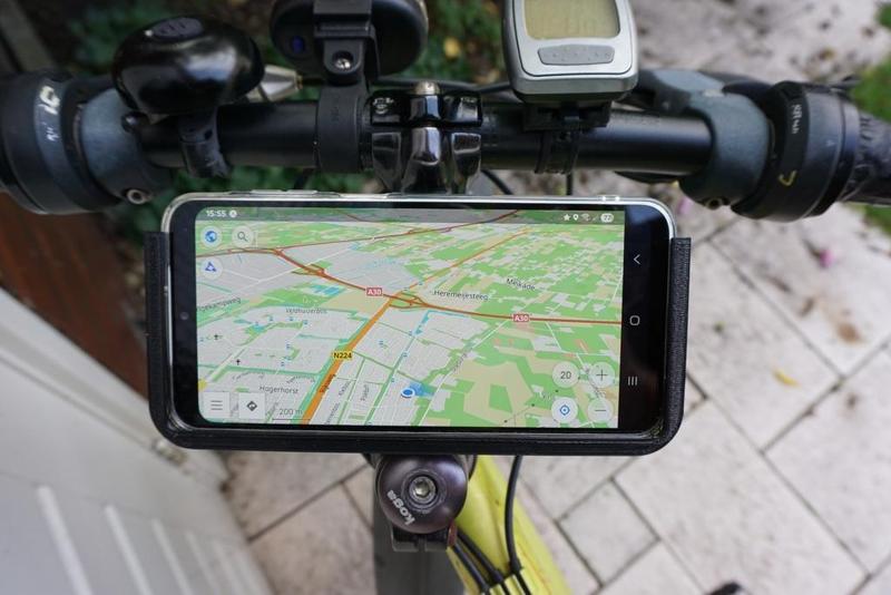 Parametric Samsung A26 Phone Mount for Bicycle