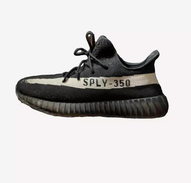 Yeezy 350 v2 Oreo