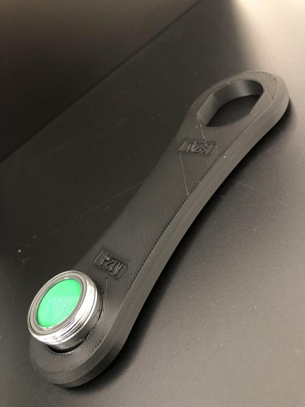 Faucet filter wrench