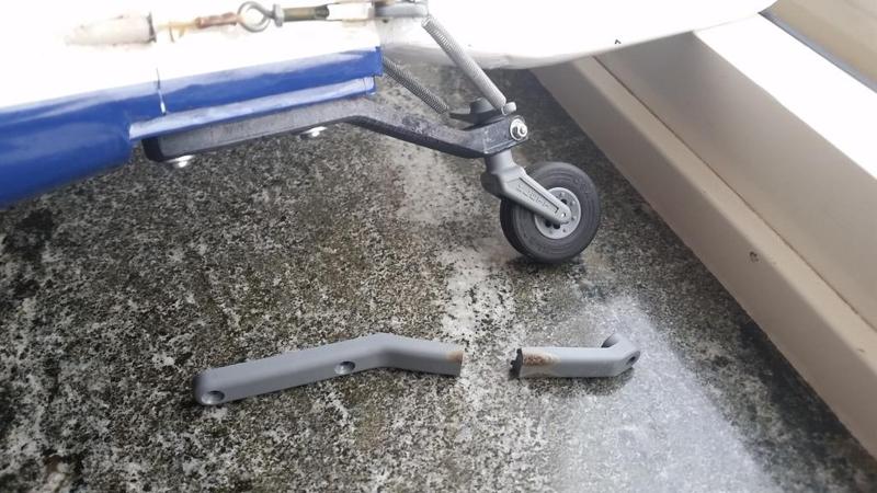 Back Landing Gear - KENETT