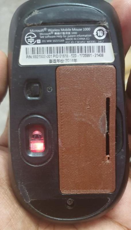 Microsoft Mobile Mouse 1000 battery cover